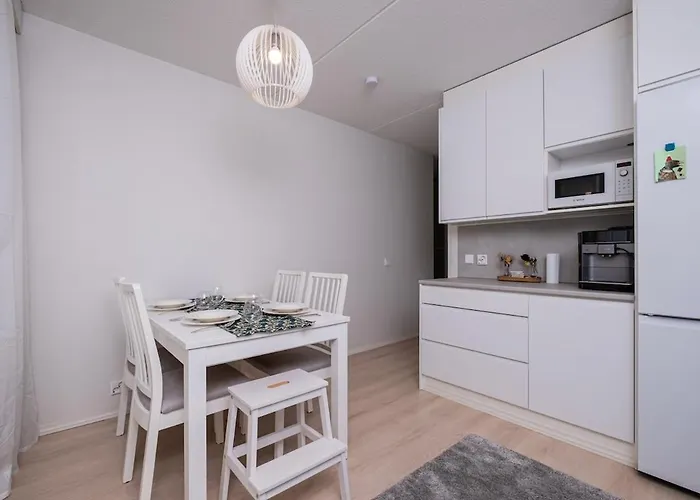 Apartment Seaside Style W Sauna Downtown Helsinki