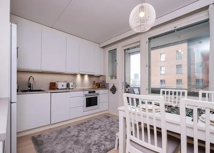 Seaside Style W Sauna Downtown Apartment